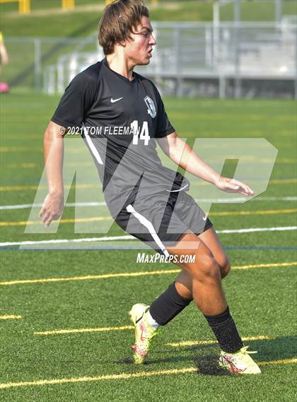 Thumbnail 3 in Lee's Summit North vs Wyandotte (Varsity Tournament) photogallery.