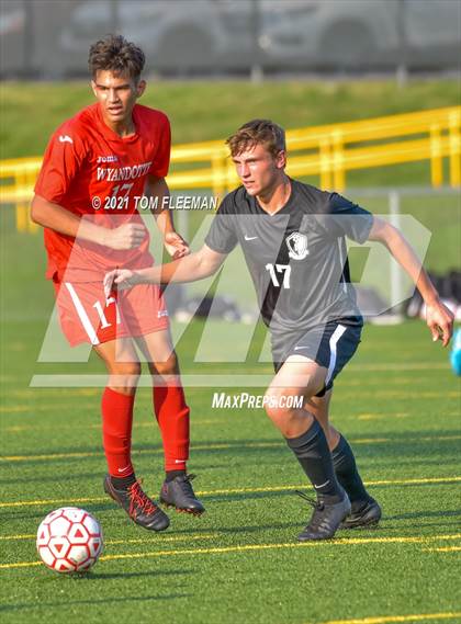 Thumbnail 3 in Lee's Summit North vs Wyandotte (Varsity Tournament) photogallery.