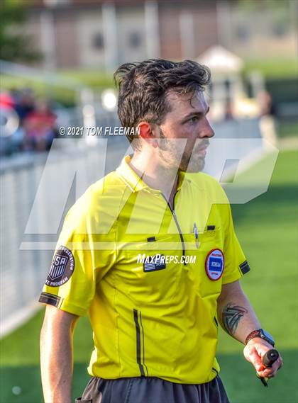 Thumbnail 2 in Lee's Summit North vs Wyandotte (Varsity Tournament) photogallery.