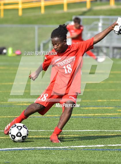 Thumbnail 1 in Lee's Summit North vs Wyandotte (Varsity Tournament) photogallery.
