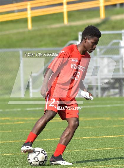 Thumbnail 3 in Lee's Summit North vs Wyandotte (Varsity Tournament) photogallery.
