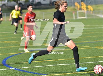 Thumbnail 2 in Lee's Summit North vs Wyandotte (Varsity Tournament) photogallery.