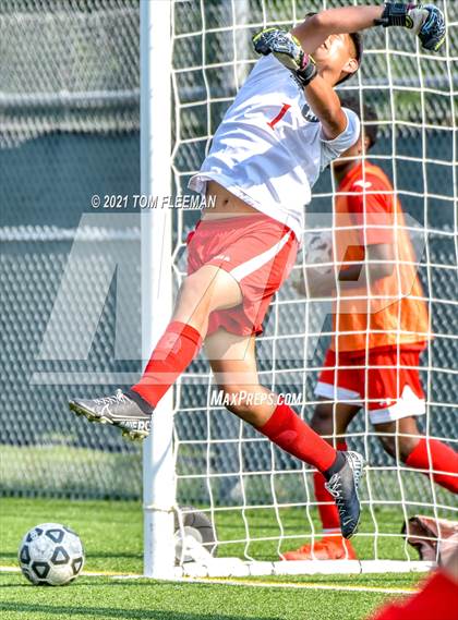 Thumbnail 1 in Lee's Summit North vs Wyandotte (Varsity Tournament) photogallery.