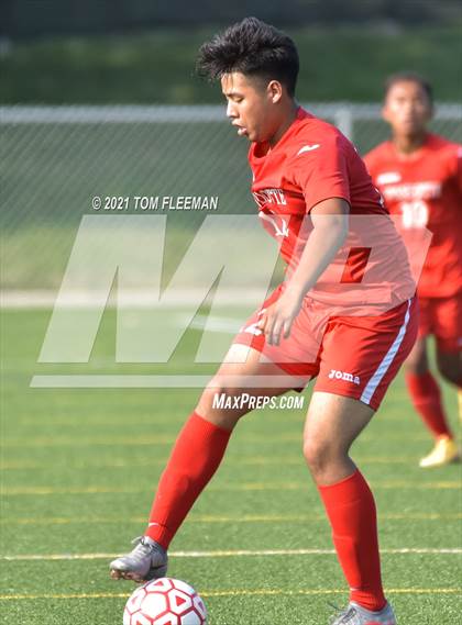 Thumbnail 1 in Lee's Summit North vs Wyandotte (Varsity Tournament) photogallery.