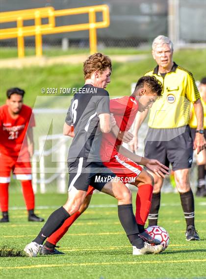 Thumbnail 1 in Lee's Summit North vs Wyandotte (Varsity Tournament) photogallery.