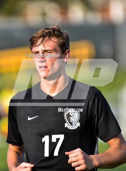 Thumbnail 2 in Lee's Summit North vs Wyandotte (Varsity Tournament) photogallery.
