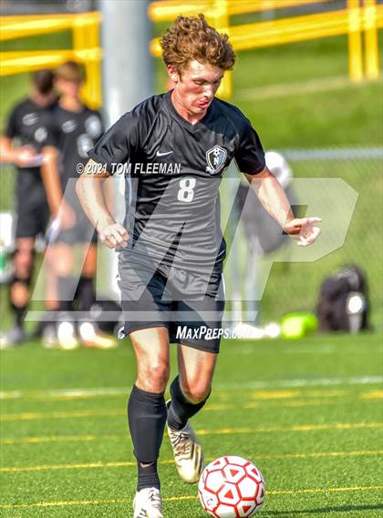 Thumbnail 1 in Lee's Summit North vs Wyandotte (Varsity Tournament) photogallery.