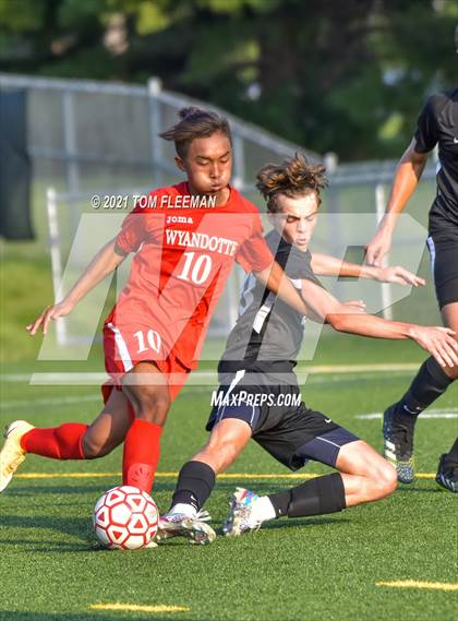 Thumbnail 3 in Lee's Summit North vs Wyandotte (Varsity Tournament) photogallery.