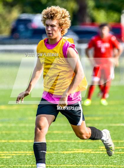 Thumbnail 2 in Lee's Summit North vs Wyandotte (Varsity Tournament) photogallery.