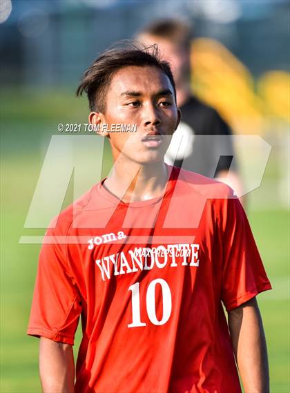 Thumbnail 3 in Lee's Summit North vs Wyandotte (Varsity Tournament) photogallery.