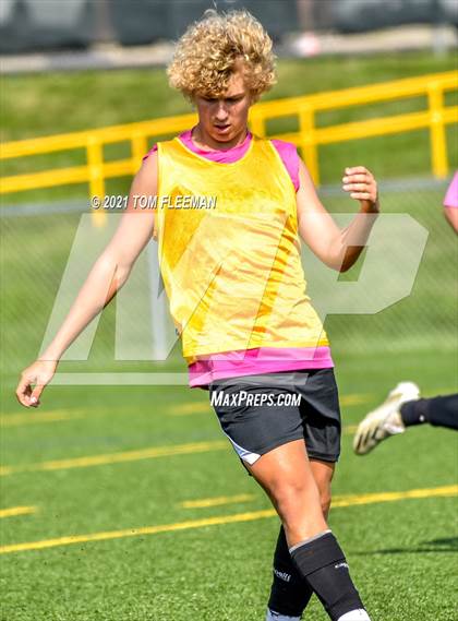 Thumbnail 1 in Lee's Summit North vs Wyandotte (Varsity Tournament) photogallery.