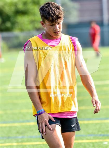 Thumbnail 2 in Lee's Summit North vs Wyandotte (Varsity Tournament) photogallery.