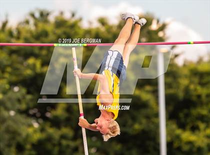 Thumbnail 1 in CIF Track and Field Championships (Boys Pole Vault Final) photogallery.