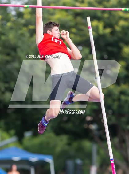 Thumbnail 2 in CIF Track and Field Championships (Boys Pole Vault Final) photogallery.