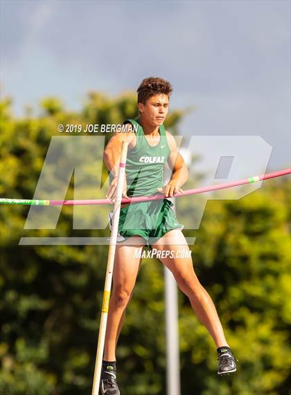 Thumbnail 2 in CIF Track and Field Championships (Boys Pole Vault Final) photogallery.