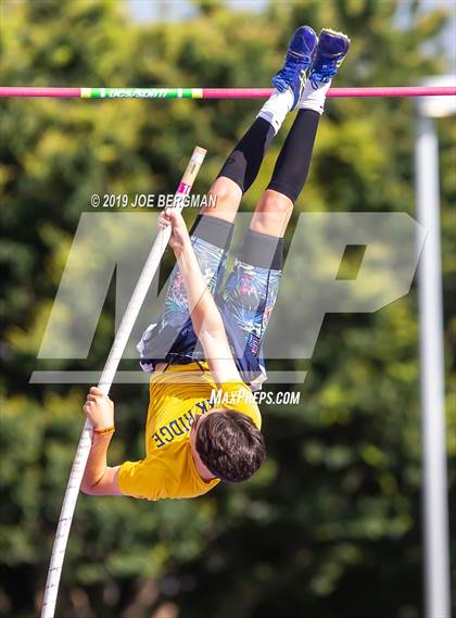Thumbnail 2 in CIF Track and Field Championships (Boys Pole Vault Final) photogallery.