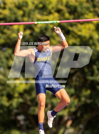 Thumbnail 2 in CIF Track and Field Championships (Boys Pole Vault Final) photogallery.