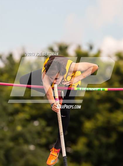 Thumbnail 3 in CIF Track and Field Championships (Boys Pole Vault Final) photogallery.