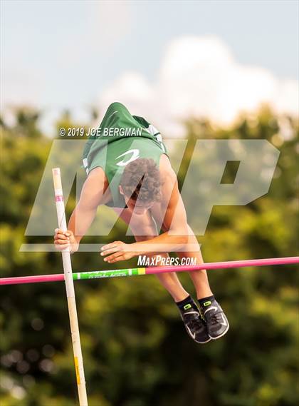Thumbnail 1 in CIF Track and Field Championships (Boys Pole Vault Final) photogallery.