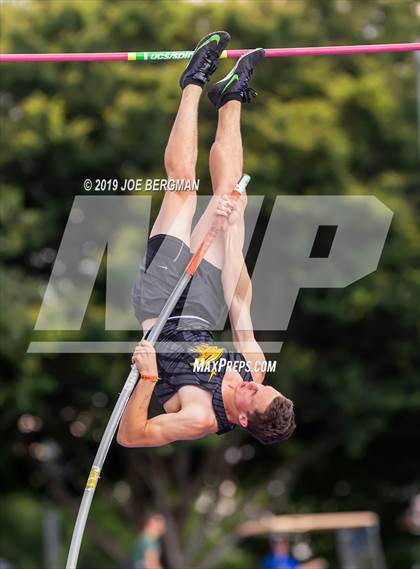 Thumbnail 2 in CIF Track and Field Championships (Boys Pole Vault Final) photogallery.
