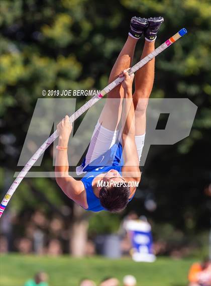 Thumbnail 2 in CIF Track and Field Championships (Boys Pole Vault Final) photogallery.