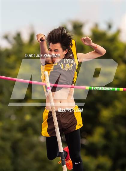 Thumbnail 2 in CIF Track and Field Championships (Boys Pole Vault Final) photogallery.
