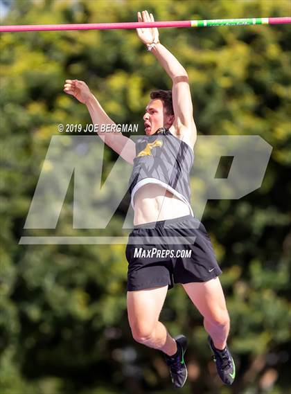 Thumbnail 3 in CIF Track and Field Championships (Boys Pole Vault Final) photogallery.