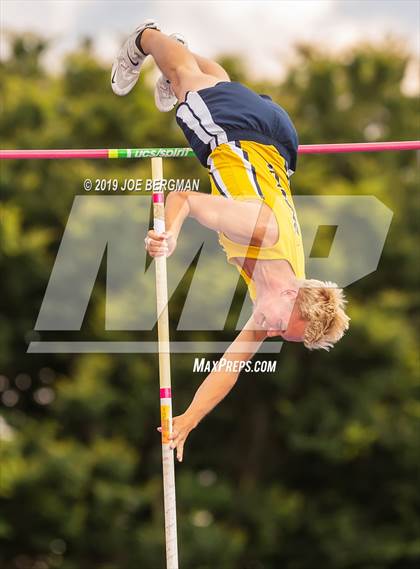 Thumbnail 1 in CIF Track and Field Championships (Boys Pole Vault Final) photogallery.