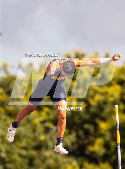 Thumbnail 2 in CIF Track and Field Championships (Boys Pole Vault Final) photogallery.