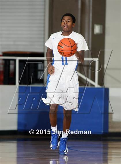 Thumbnail 2 in King vs La Port (McDonald's Texas Invitational) photogallery.