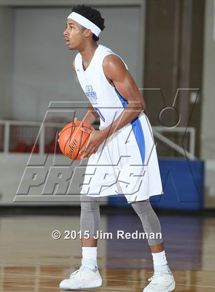 Thumbnail 3 in King vs La Port (McDonald's Texas Invitational) photogallery.