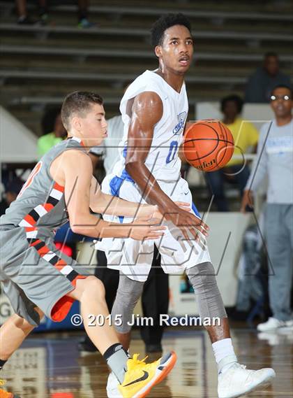 Thumbnail 2 in King vs La Port (McDonald's Texas Invitational) photogallery.