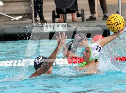 Thumbnail 3 in Archie Williams vs Redwood (MCAL Championship) photogallery.