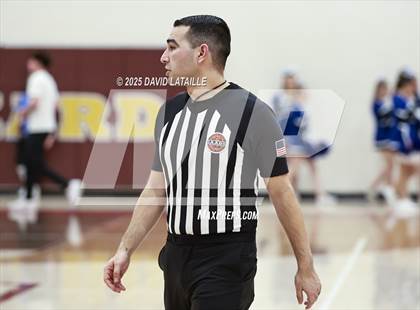 Thumbnail 3 in Longmont vs. Windsor  (CHSAA 5A Round2) photogallery.