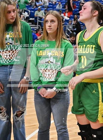 Thumbnail 2 in Fairfield vs Idalou (UIL 3A State Semifinal) photogallery.