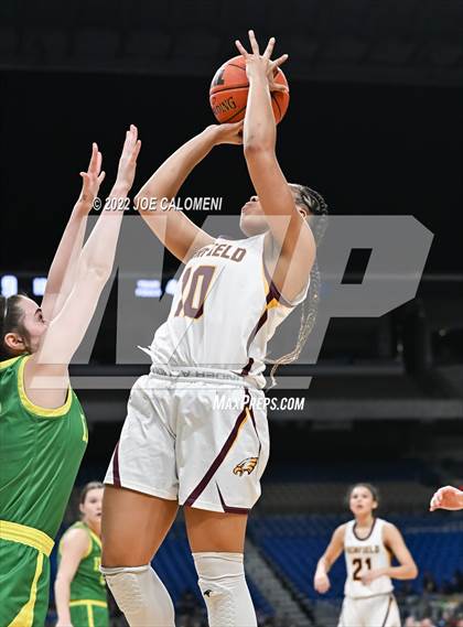 Thumbnail 2 in Fairfield vs Idalou (UIL 3A State Semifinal) photogallery.