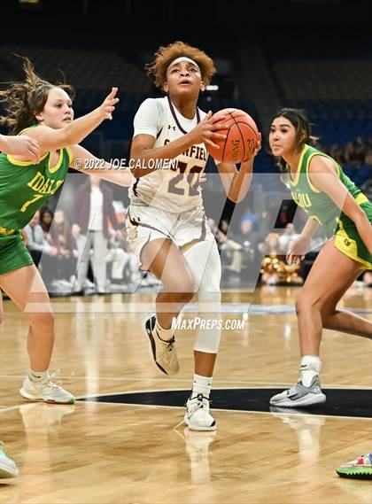 Thumbnail 3 in Fairfield vs Idalou (UIL 3A State Semifinal) photogallery.