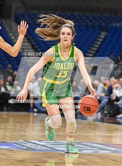 Thumbnail 2 in Fairfield vs Idalou (UIL 3A State Semifinal) photogallery.