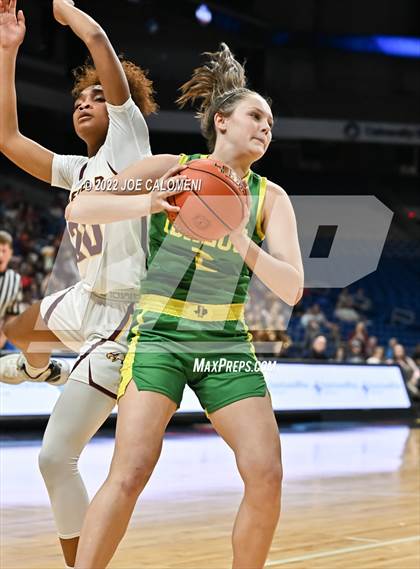 Thumbnail 2 in Fairfield vs Idalou (UIL 3A State Semifinal) photogallery.