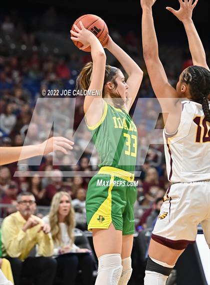 Thumbnail 2 in Fairfield vs Idalou (UIL 3A State Semifinal) photogallery.