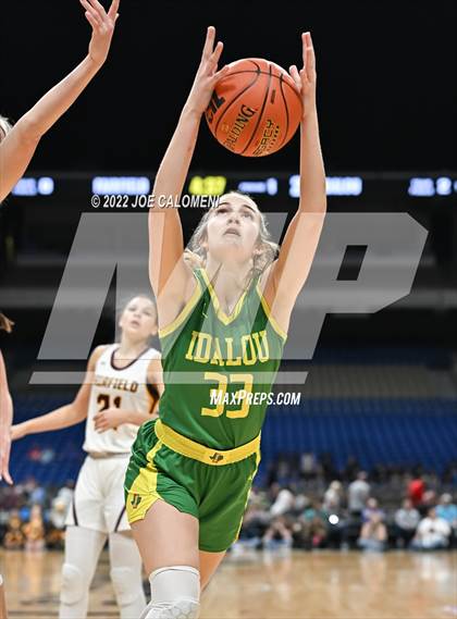 Thumbnail 1 in Fairfield vs Idalou (UIL 3A State Semifinal) photogallery.