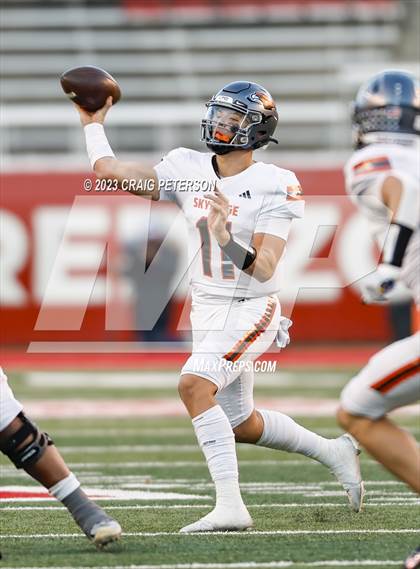 Thumbnail 2 in Corner Canyon vs Skyridge (UHSAA 6A Final) photogallery.