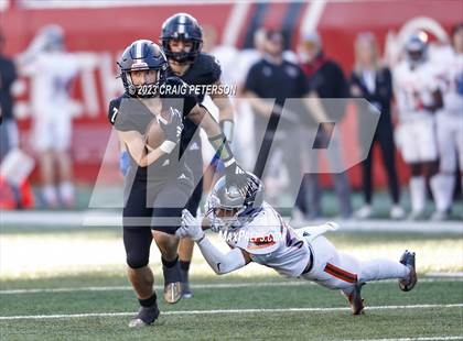 Thumbnail 1 in Corner Canyon vs Skyridge (UHSAA 6A Final) photogallery.