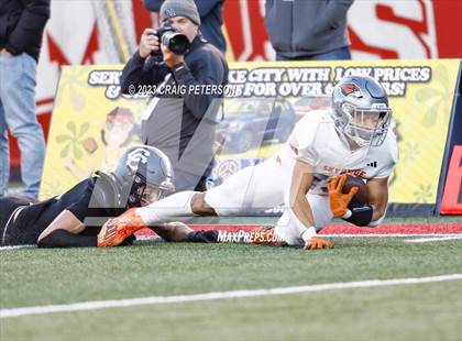 Thumbnail 3 in Corner Canyon vs Skyridge (UHSAA 6A Final) photogallery.