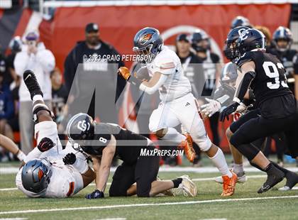 Thumbnail 2 in Corner Canyon vs Skyridge (UHSAA 6A Final) photogallery.