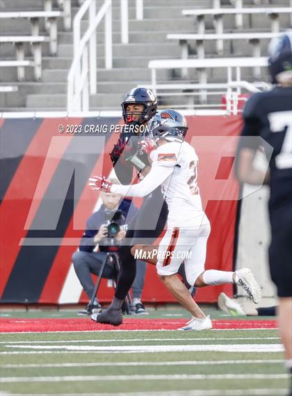 Thumbnail 3 in Corner Canyon vs Skyridge (UHSAA 6A Final) photogallery.
