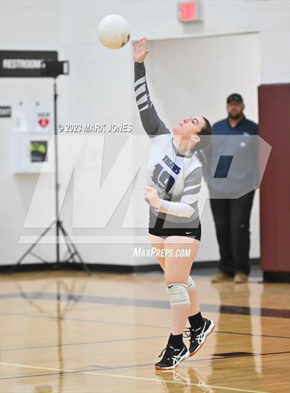 Thumbnail 2 in Kingman Academy @ Trivium Prep photogallery.
