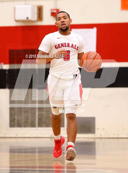Thumbnail 3 in Notre Dame vs. George Washington Prep (Trevor Ariza Tip-off Classic) photogallery.