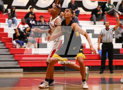 Thumbnail 3 in Notre Dame vs. George Washington Prep (Trevor Ariza Tip-off Classic) photogallery.