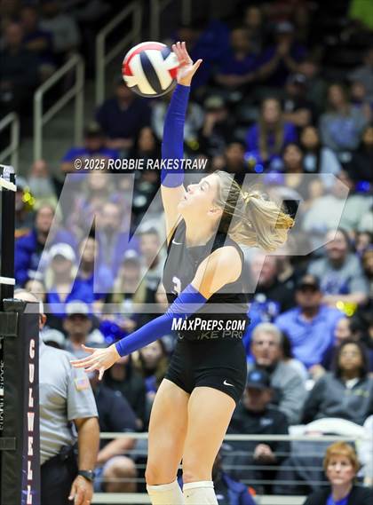 Thumbnail 2 in Nocona @ Leon (UIL 2A D1 Volleyball Final) photogallery.